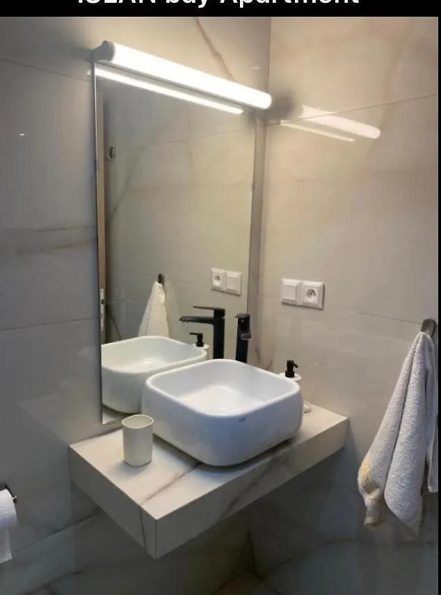 Charming Islan Apartment Ac/Wifi Agadir 0*,